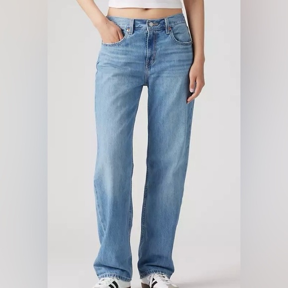 LEVIS Low Pro Mid Rise Women’s Jeans, Straight Leg, Color: Light Wash, 26 - Picture 1 of 9